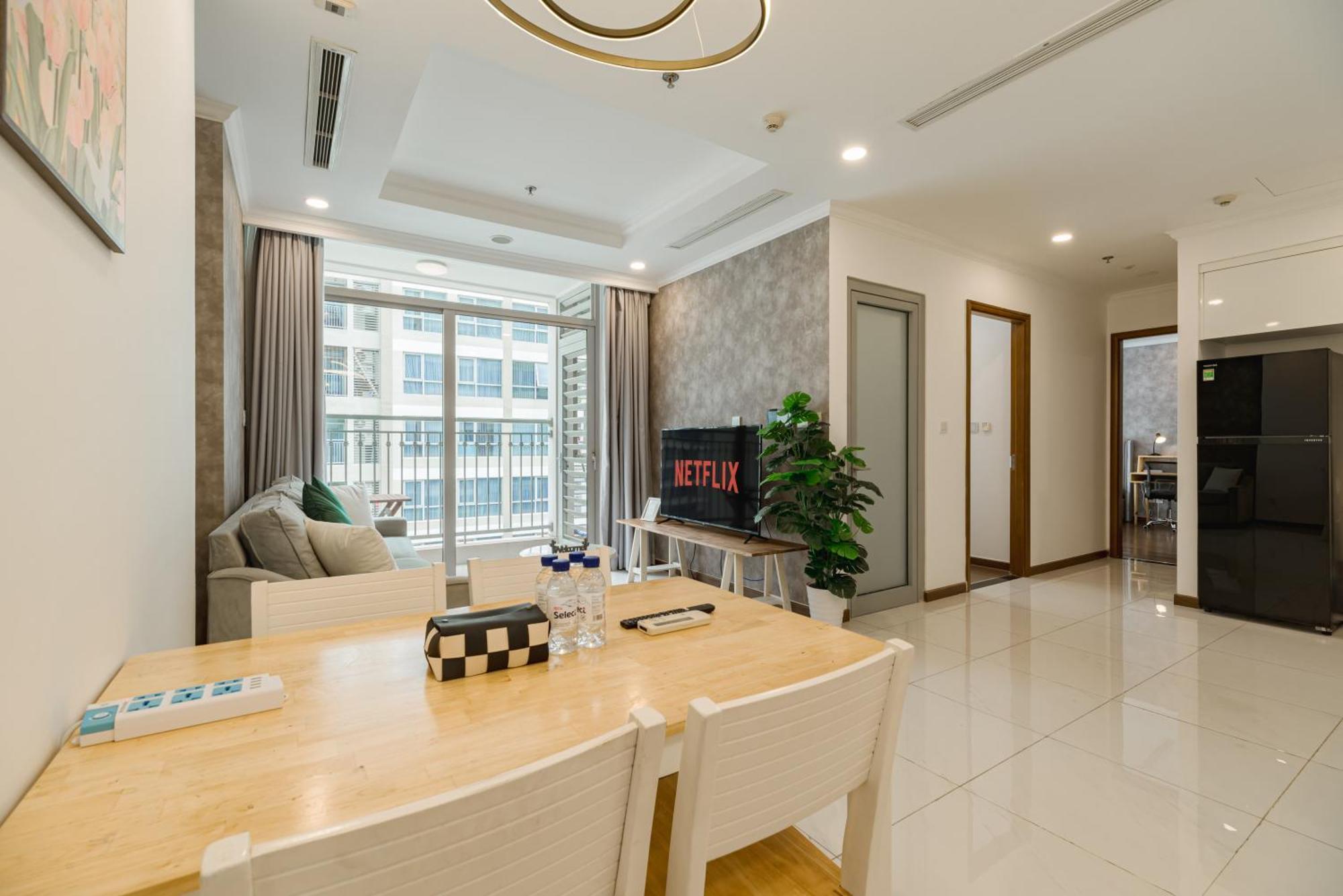Căn hộ Vinhomes Park Collection M By Elevate *